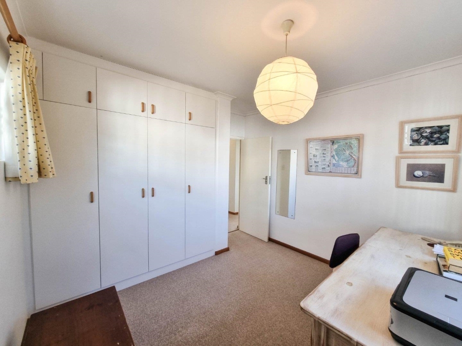 4 Bedroom Property for Sale in Sandbaai Western Cape